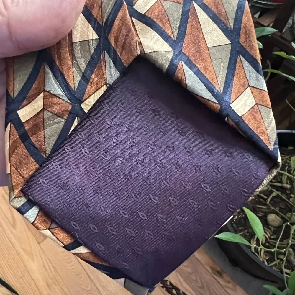 Louis Roth Men's Classic Designer Neck Tie 100% Silk Geometric Print  56”x4”